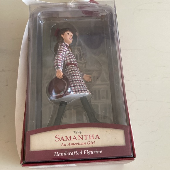 COMPLETE SET of 8 American Girl / Pleasant Co. figurines by Hallmark. 2002. - Picture 6 of 14